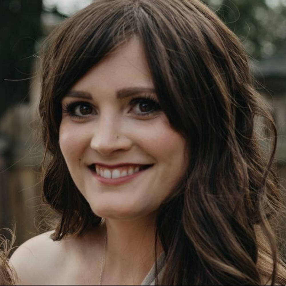 Meet your Posher, Cass